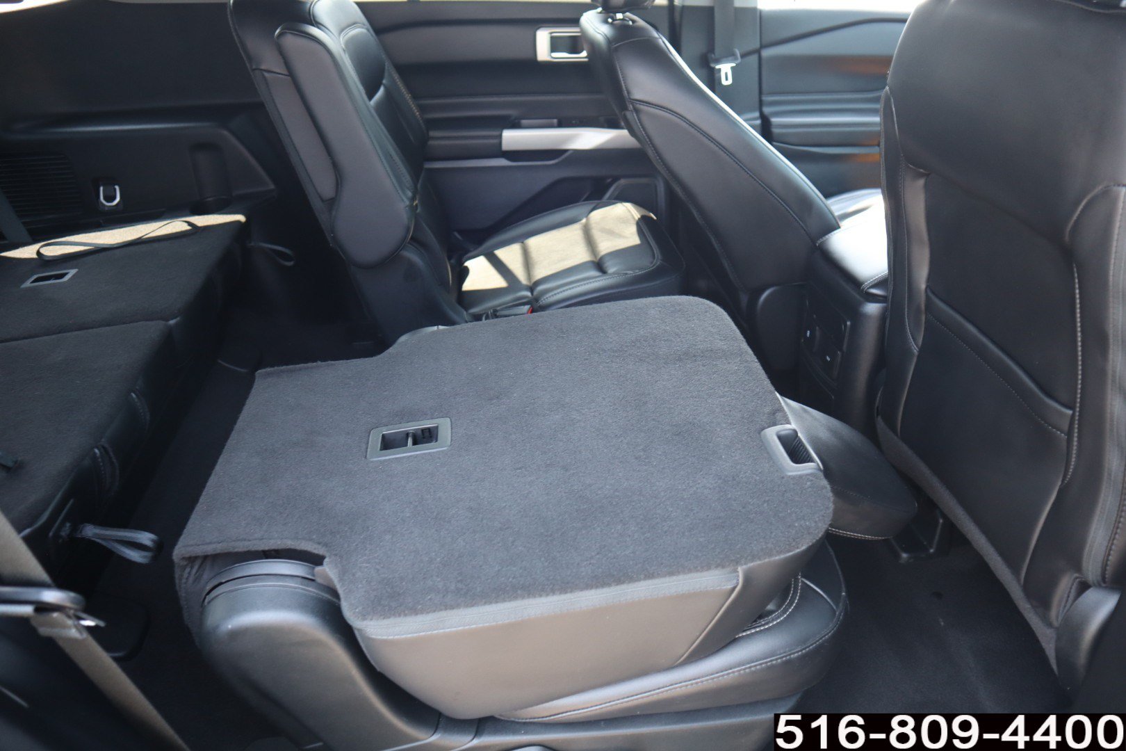Used 2023 Ford Explorer XLT w/ Equipment Group 202A AWD/4WD image 24
