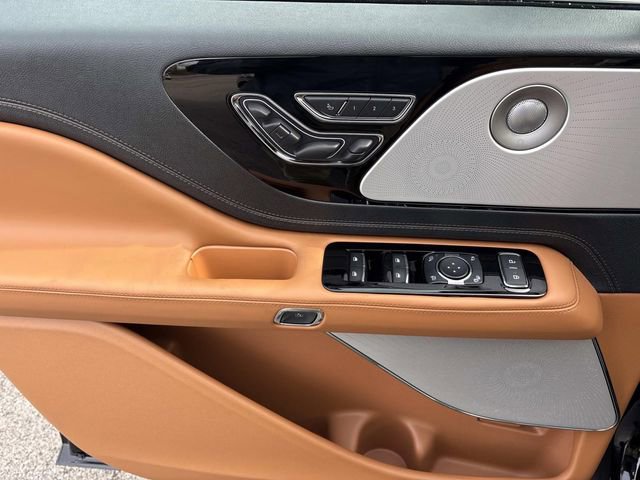 New 2026 Lincoln Aviator Black Label w/ Dynamic Handling Package image 20