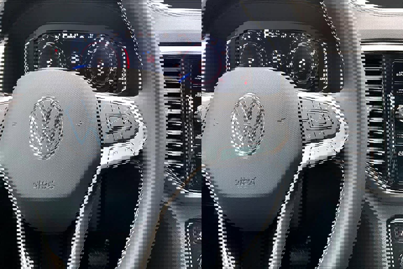 Used 2023 Volkswagen Atlas Cross Sport SEL image 25