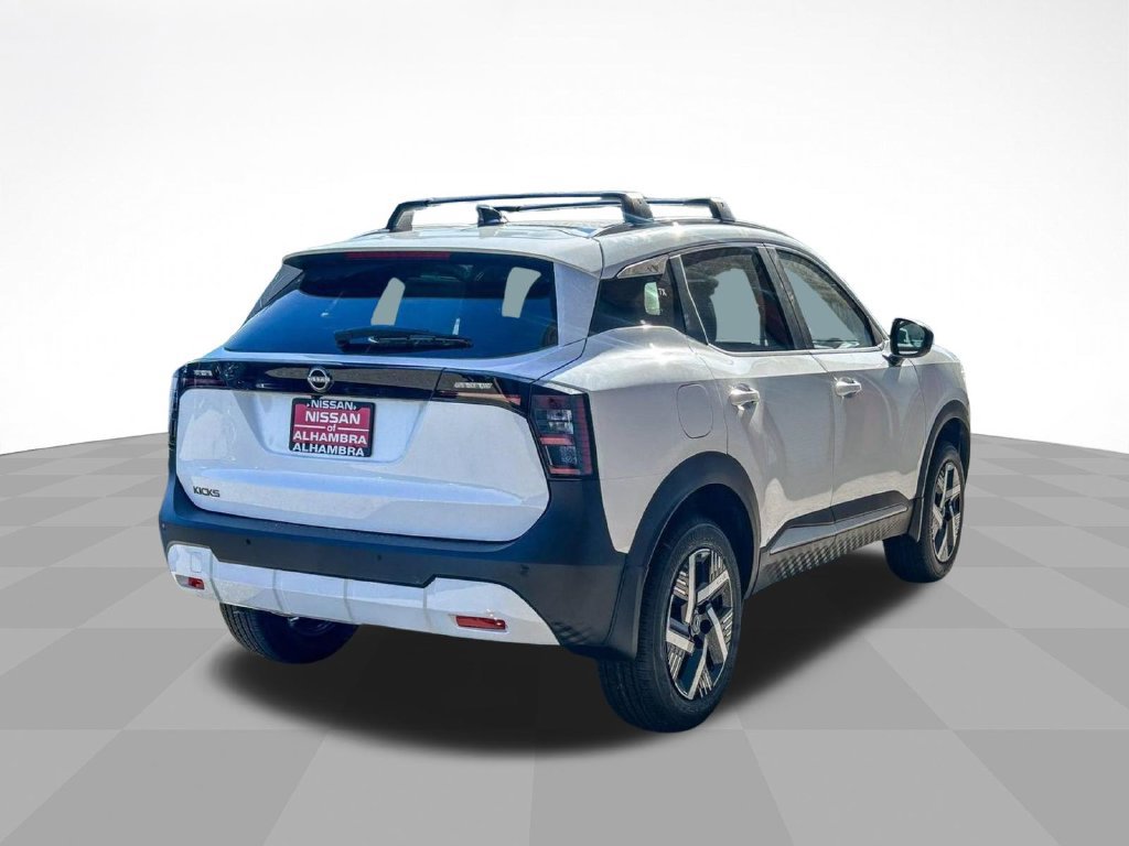 New 2026 Nissan Kicks SV w/ Charging Package FWD image 7