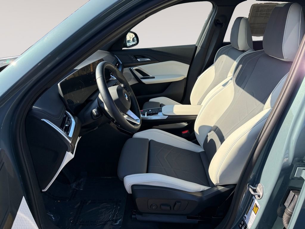 Certified 2026 BMW X1 xDrive28i image 9