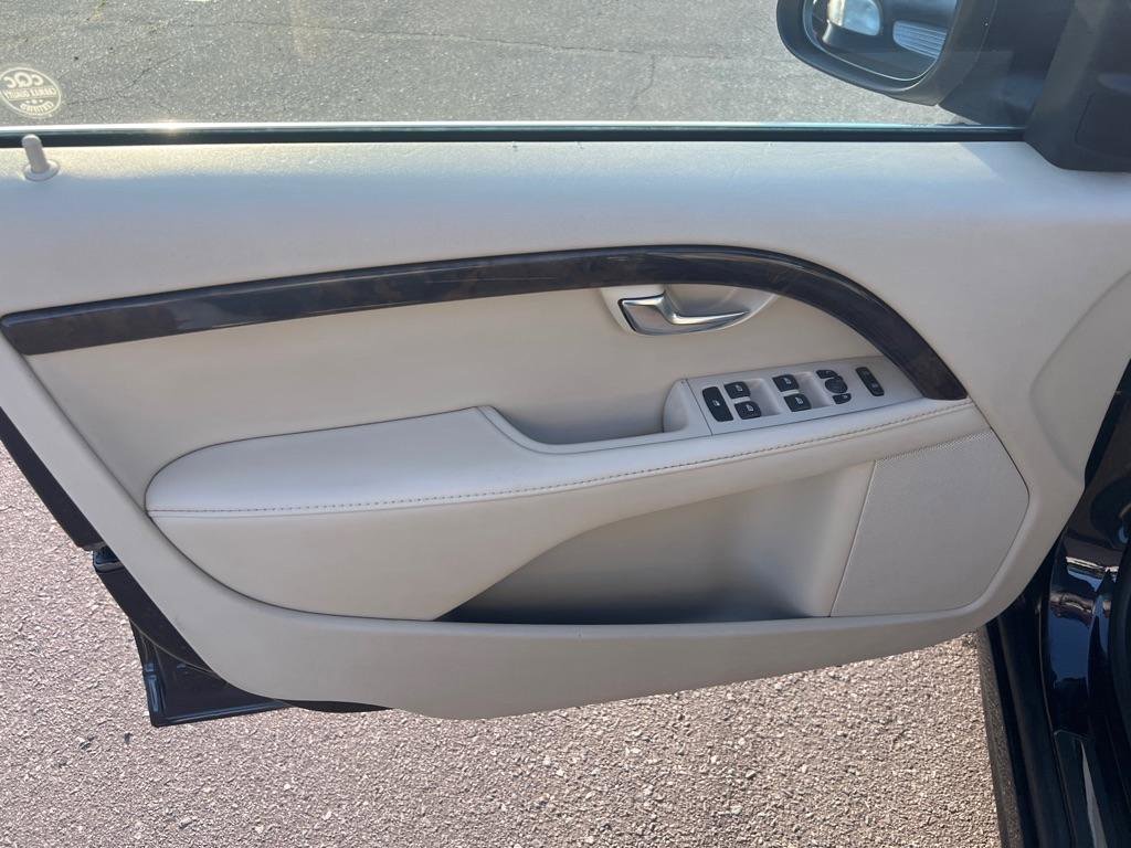 Used 2016 Volvo S80 T5 w/ Convenience Package FWD image 12