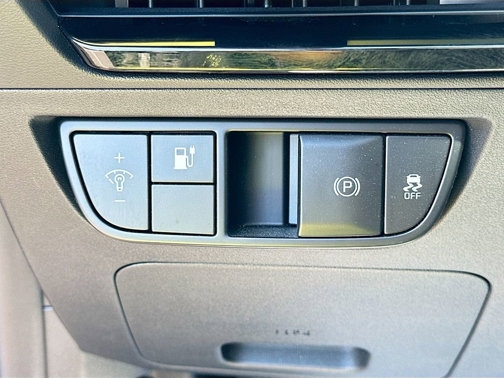 Certified 2024 Kia EV6 Light RWD image 10