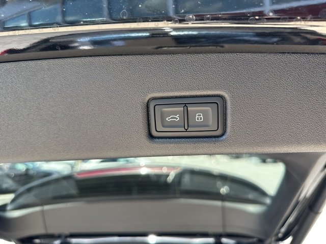 New 2025 Audi Q5 2.0T Premium Plus image 13
