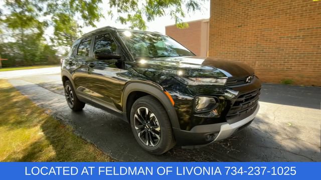Certified 2021 Chevrolet TrailBlazer LT w/ Convenience Package FWD image 2