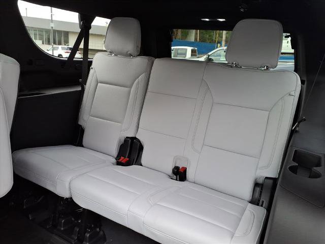 New 2026 Chevrolet Suburban Premier w/ Sun And Tow Package image 15