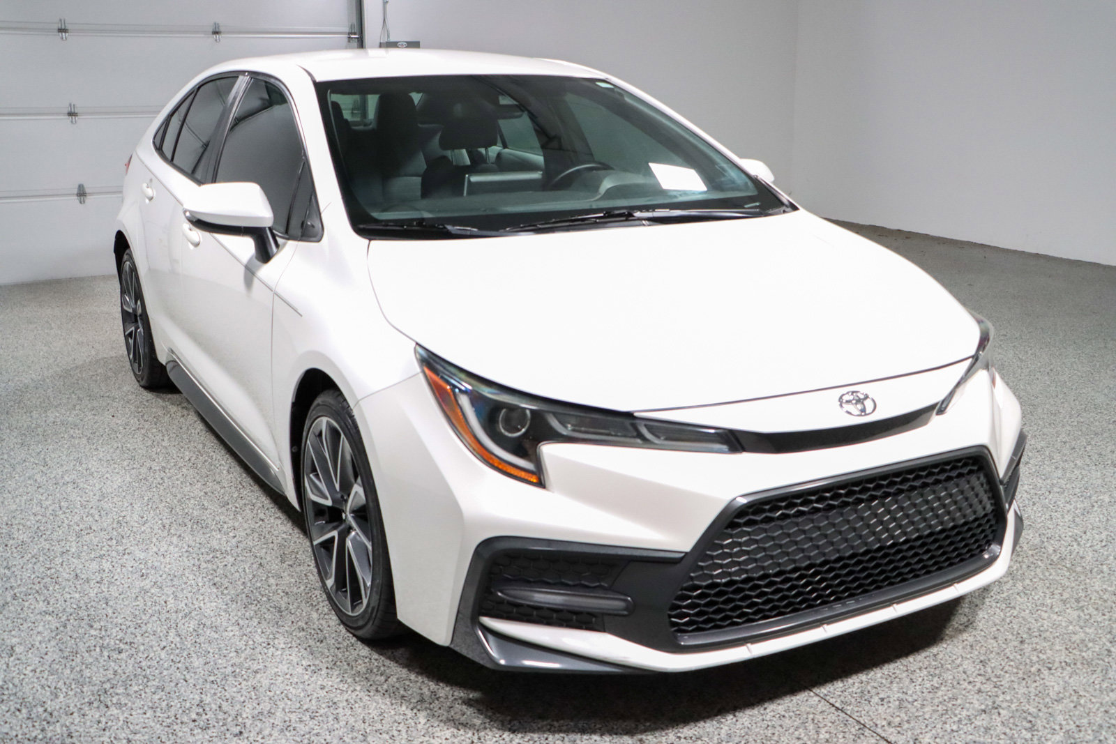 Used 2020 Toyota Corolla SE FWD image 5