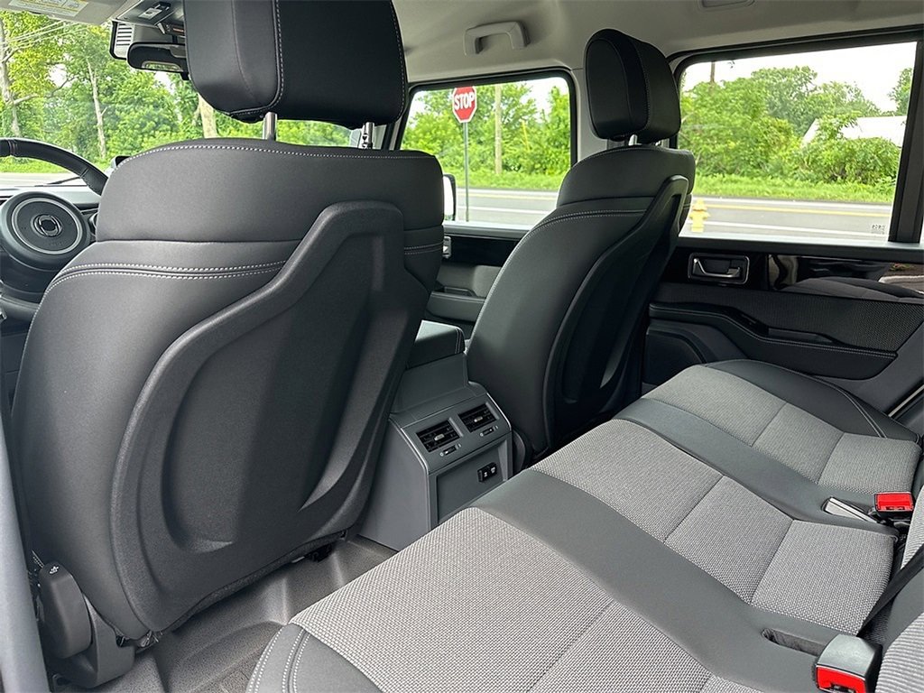 New 2024 INEOS Grenadier image 12