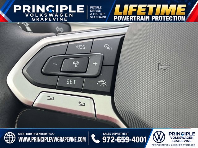 New 2027 Volkswagen Taos SE FWD image 16