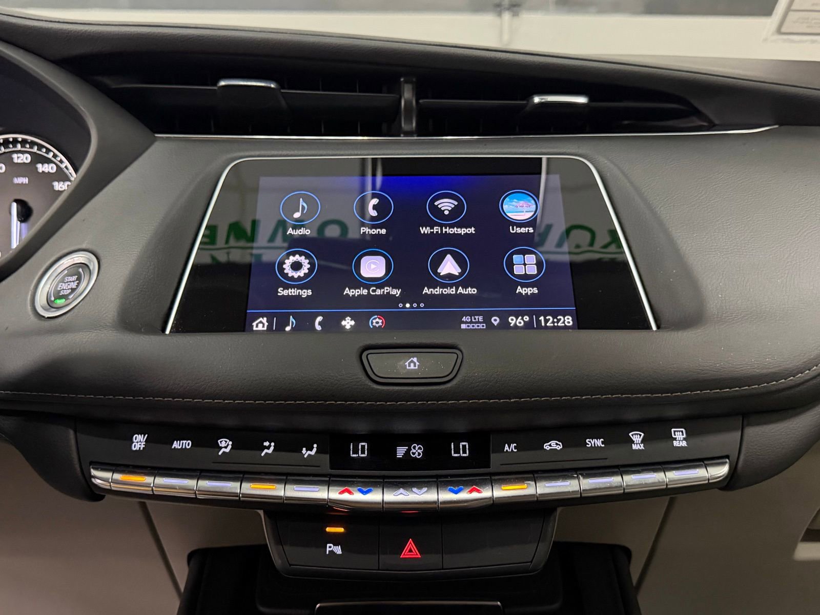 Used 2023 Cadillac XT4 Luxury image 32