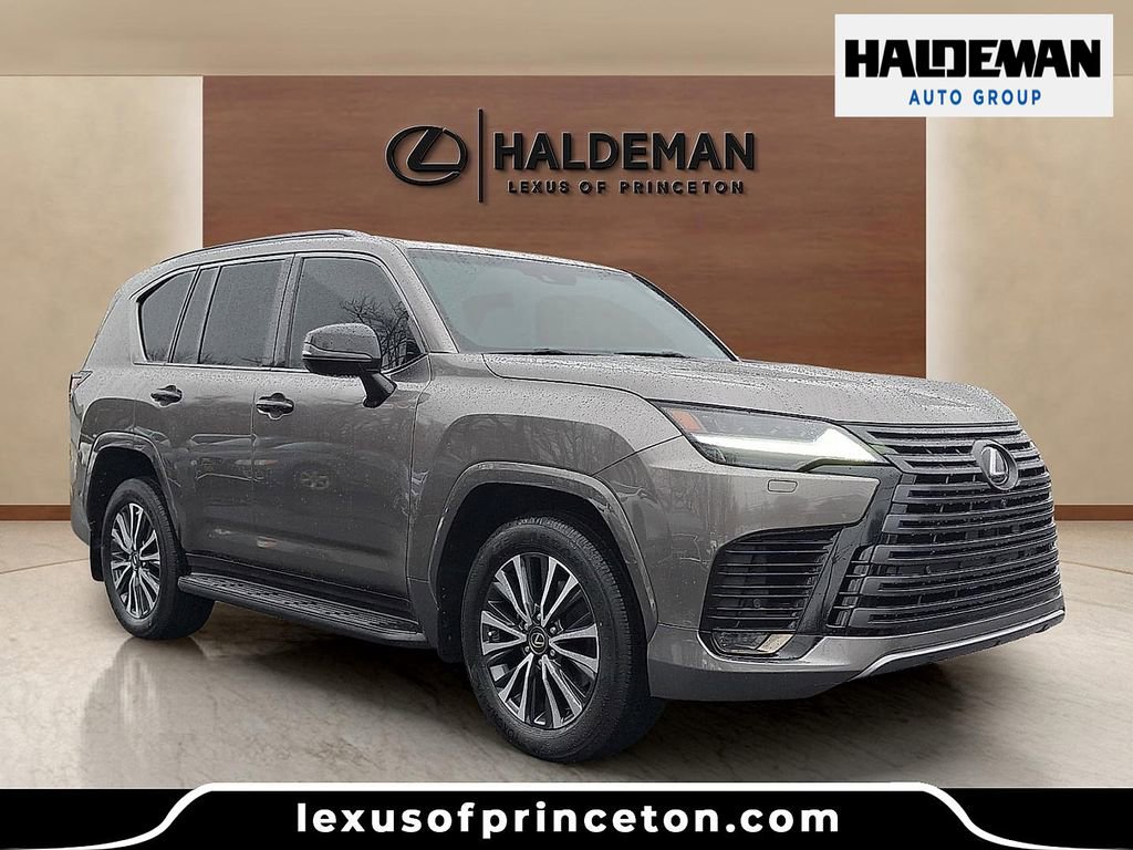 Used 2023 Lexus LX 600 4WD w/ Appearance Package
