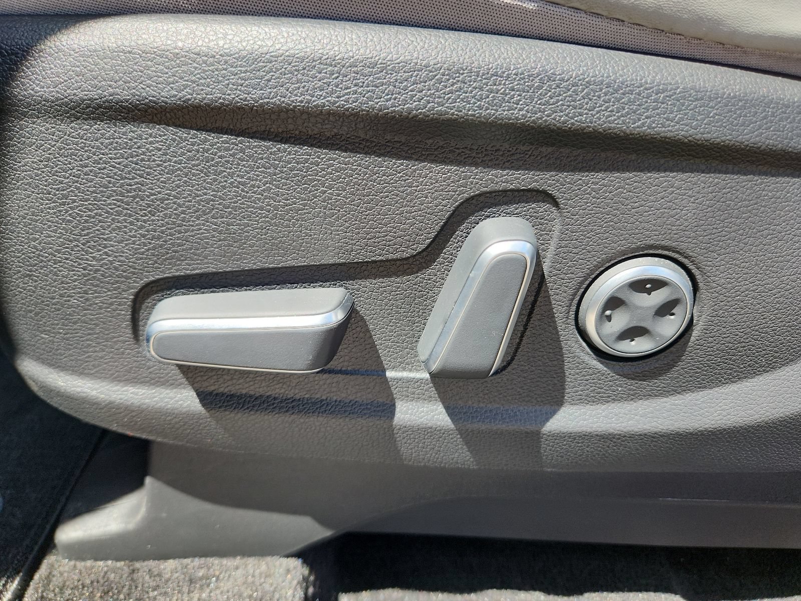 Used 2024 Hyundai Palisade SEL FWD image 13