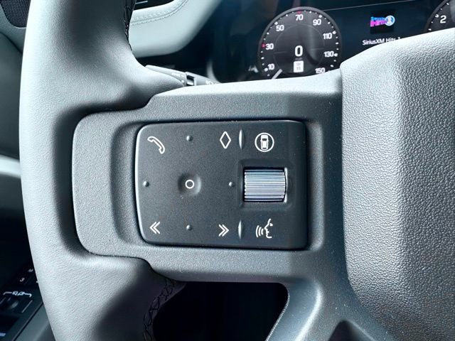 New 2025 Land Rover Defender 110 X-Dynamic SE image 22