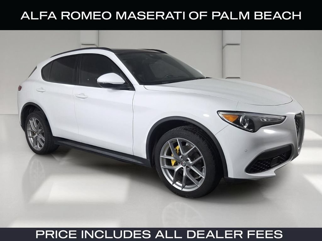 Used 2018 Alfa Romeo Stelvio Ti Sport AWD/4WD image 1