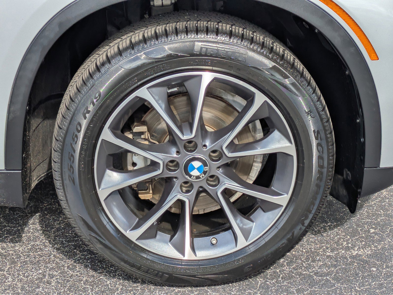 Used 2018 BMW X5 sDrive35i image 9