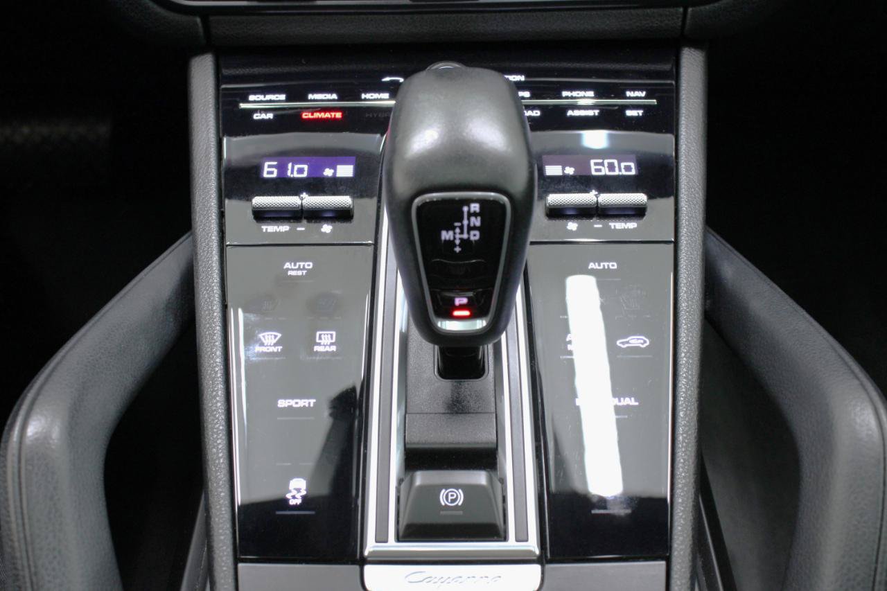 Used 2020 Porsche Cayenne AWD/4WD image 62