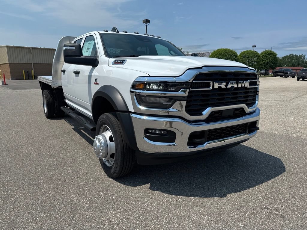 New 2026 RAM 5500 Tradesman w/ Chrome Appearance Group AWD/4WD image 30