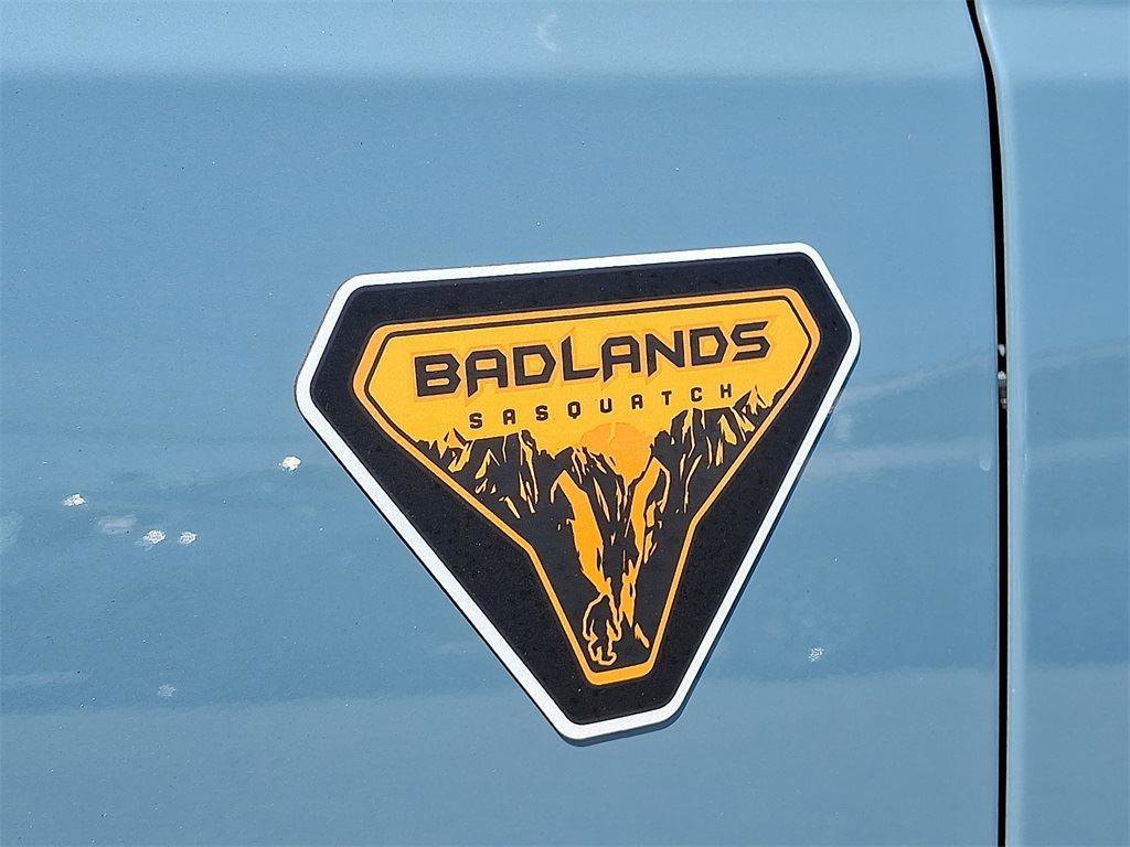 Used 2023 Ford Bronco Badlands w/ Sasquatch Package image 31