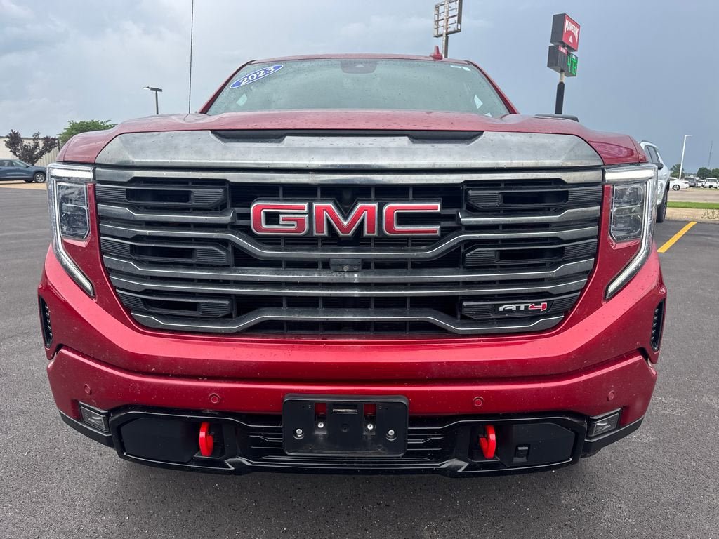 Used 2023 GMC Sierra 1500 AT4 w/ Technology Package AWD/4WD image 11