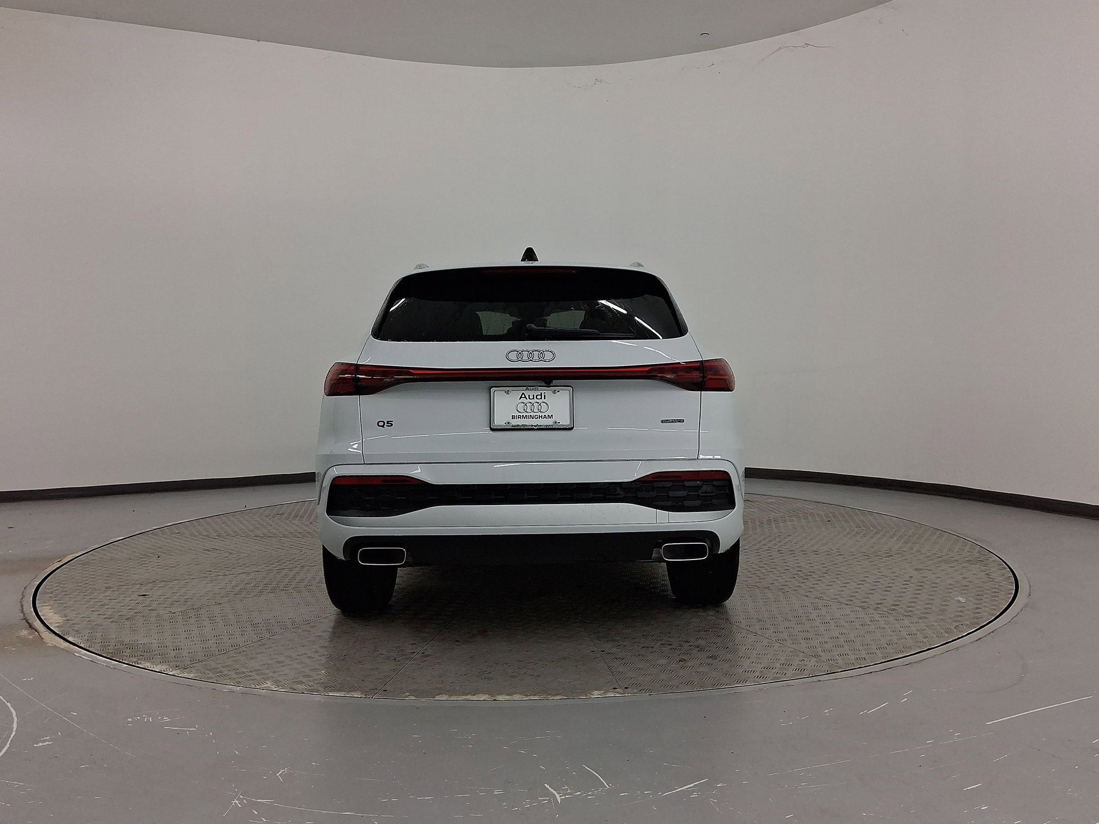 Certified 2025 Audi Q5 Premium w/ Convenience Package image 10