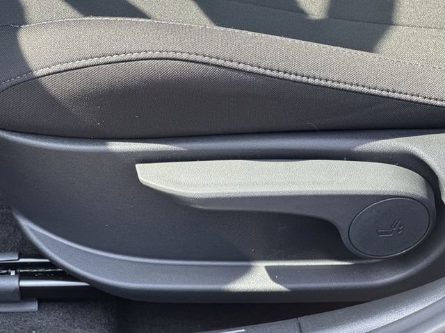 New 2026 Hyundai Elantra Blue image 28