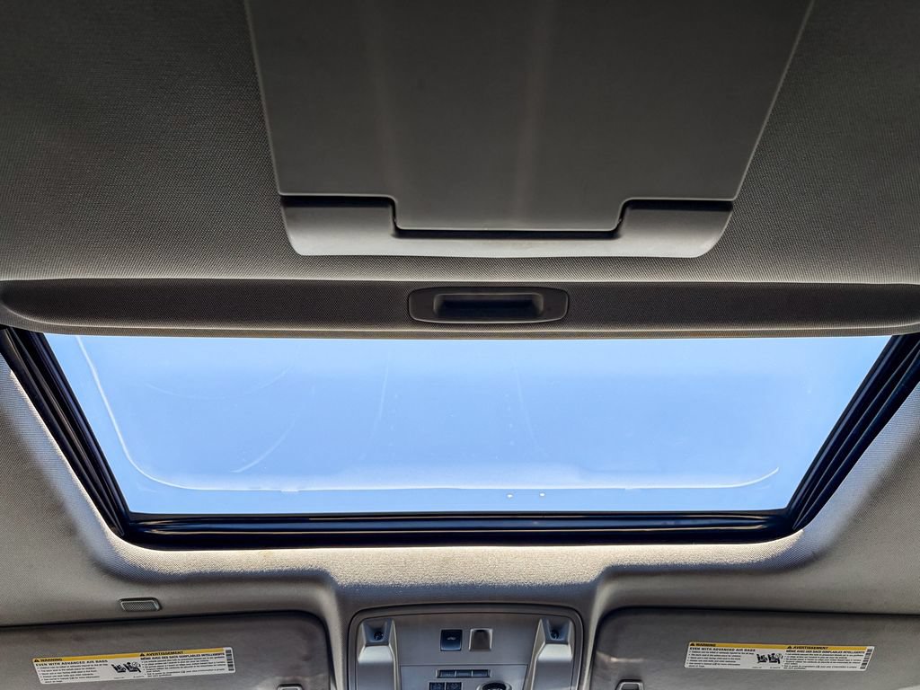 Certified 2020 Cadillac Escalade Luxury AWD/4WD image 16