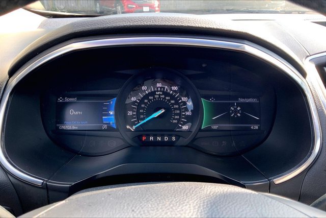 Used 2020 Ford Edge Titanium AWD/4WD image 19