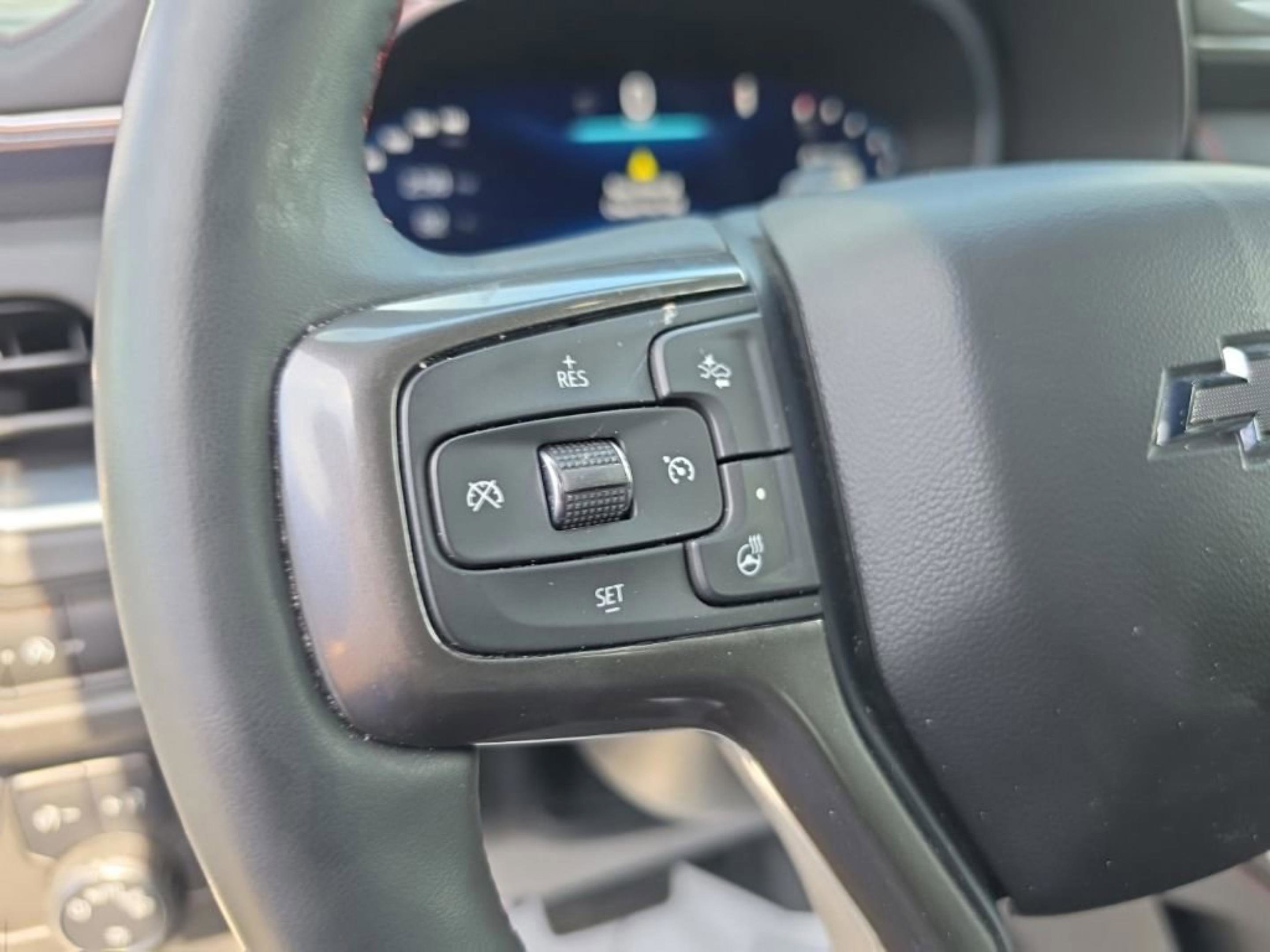 Used 2023 Chevrolet Tahoe RST w/ Luxury Package RWD image 16