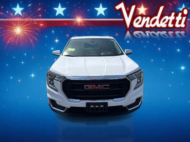 Certified 2023 GMC Terrain SLE w/ Driver Convenience Package image 2
