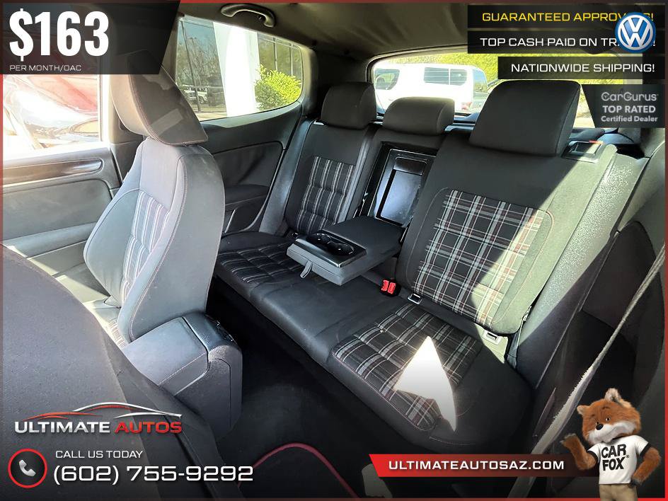 Used 2011 Volkswagen Golf 2-Door FWD image 10