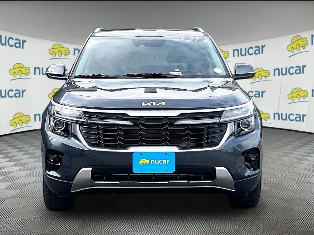 Used 2025 Kia Seltos S AWD/4WD image 2