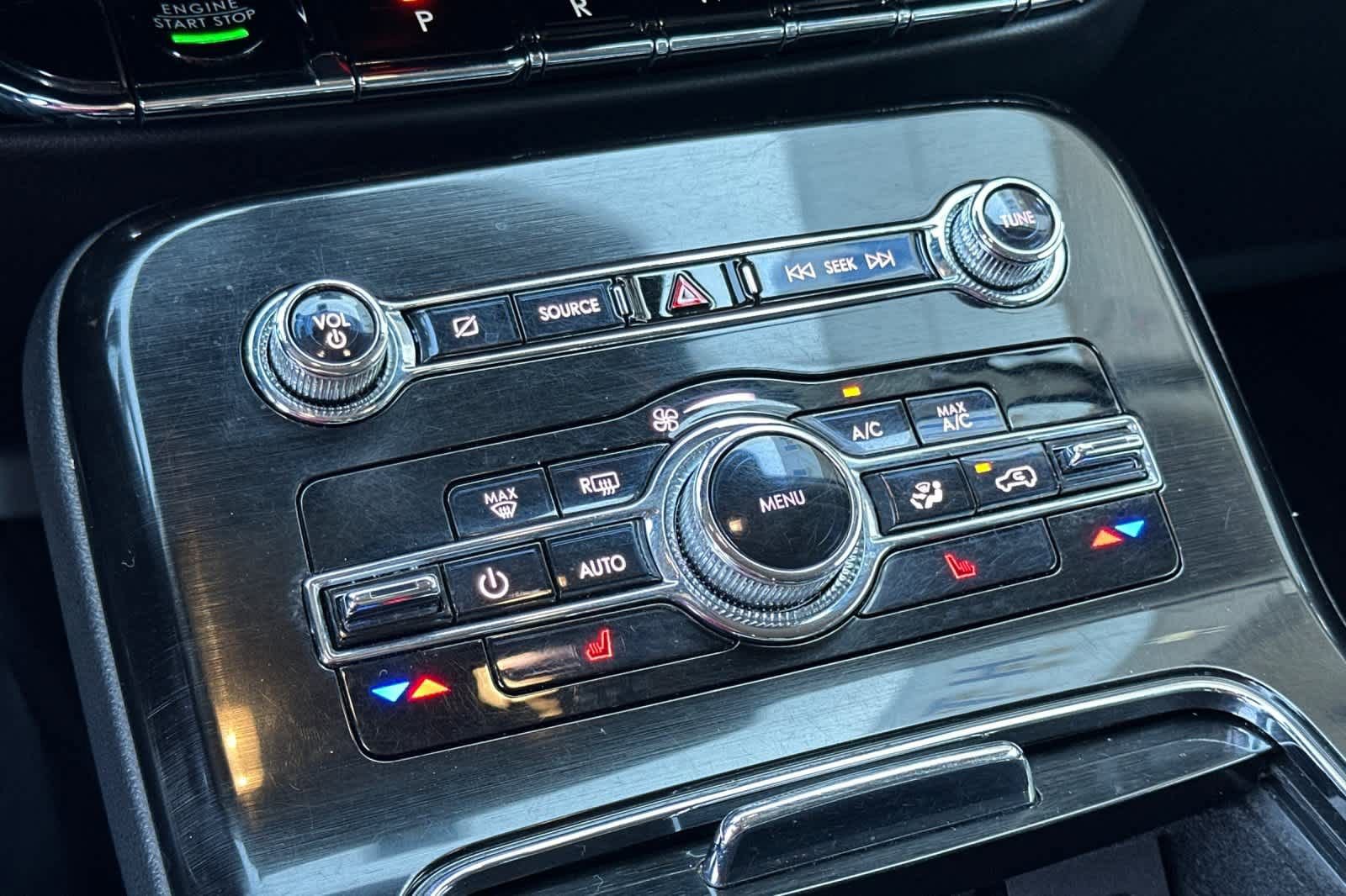 Used 2023 Lincoln Nautilus AWD w/ Premium Package image 21