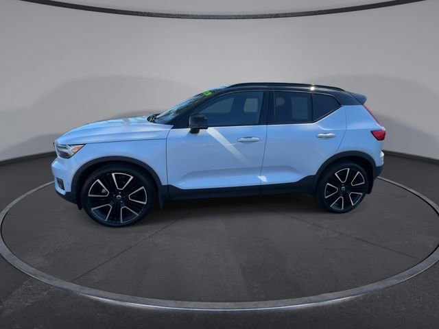 Used 2020 Volvo XC40 T5 R-Design image 7