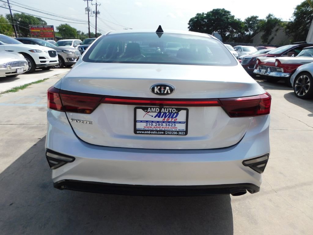 Used 2019 Kia Forte LXS image 6