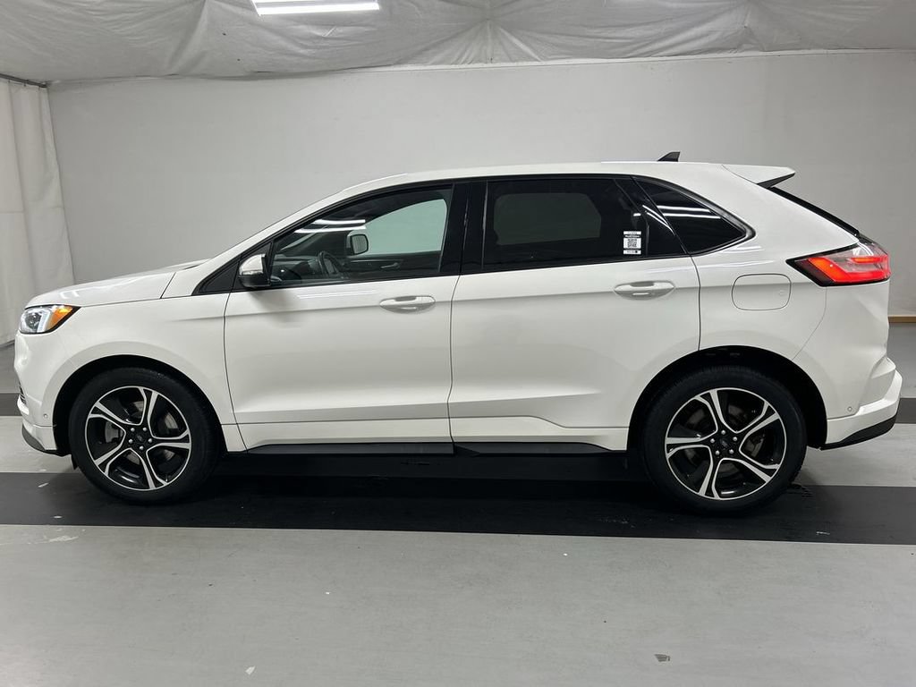 Used 2024 Ford Edge ST w/ Equipment Group 401A AWD/4WD image 6