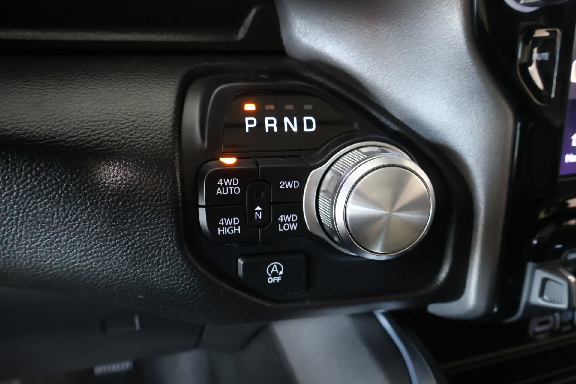 Used 2025 RAM 1500 Laramie w/ Laramie Southwest Edition AWD/4WD image 9