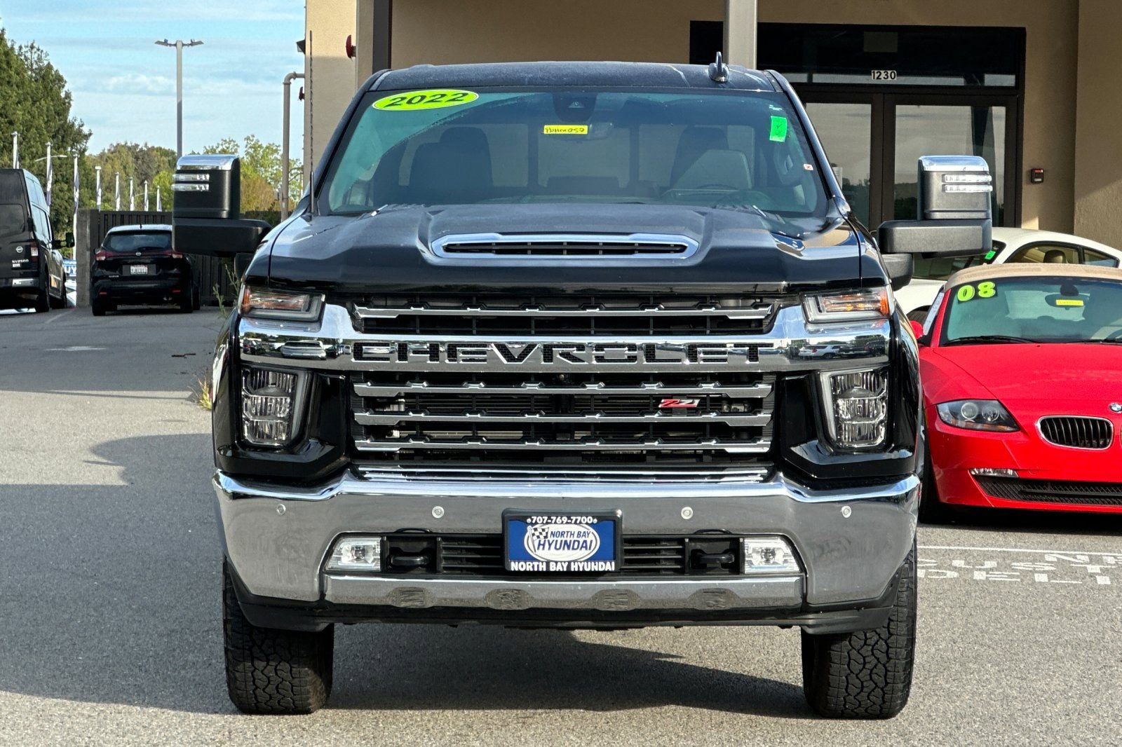 Used 2022 Chevrolet Silverado 2500 LTZ w/ LTZ Premium Package AWD/4WD image 9