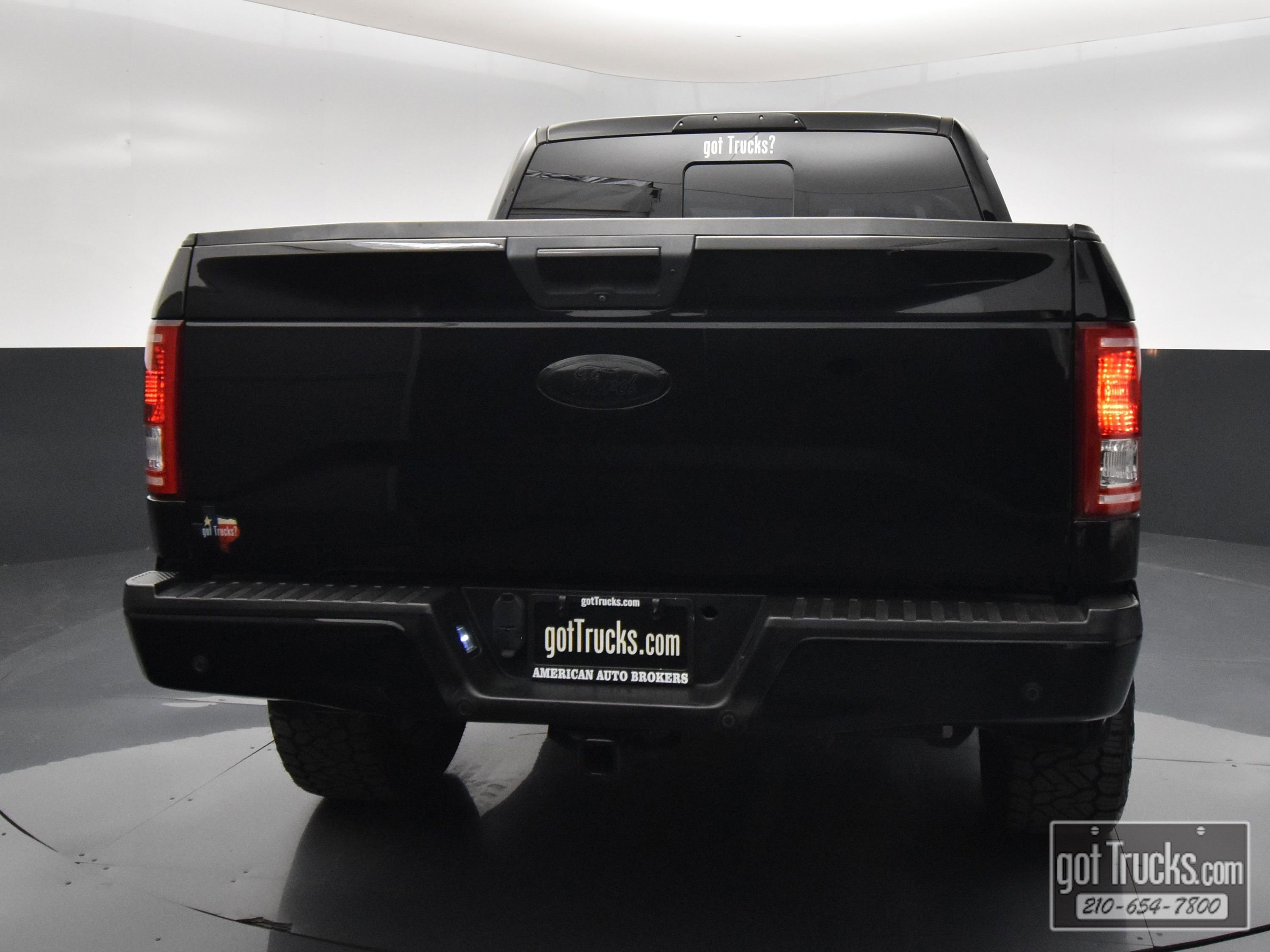 Used 2016 Ford F150 XLT w/ Equipment Group 302A Luxury AWD/4WD image 6