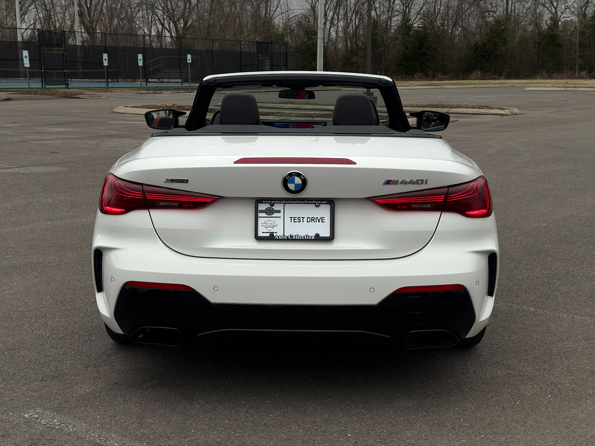 Used 2025 BMW 440i xDrive Convertible w/ Premium Package image 6