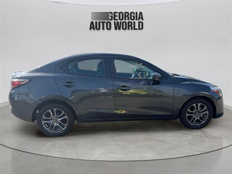 Used 2019 Toyota Yaris XLE FWD image 13
