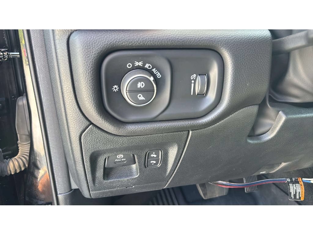Used 2023 RAM 1500 Big Horn AWD/4WD image 20