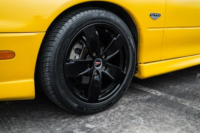Used 2004 Pontiac GTO image 29