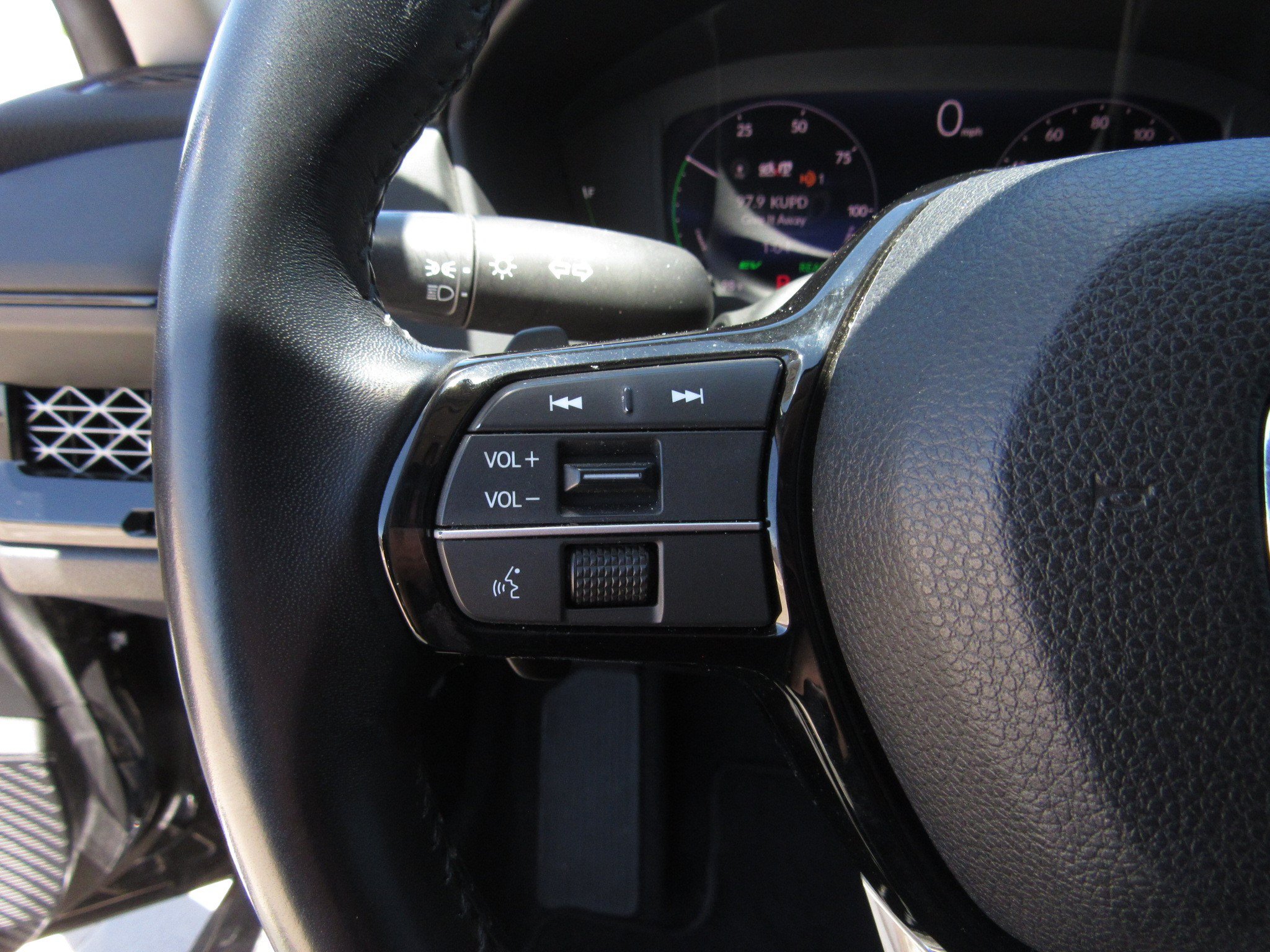 Used 2023 Honda Accord Touring image 24