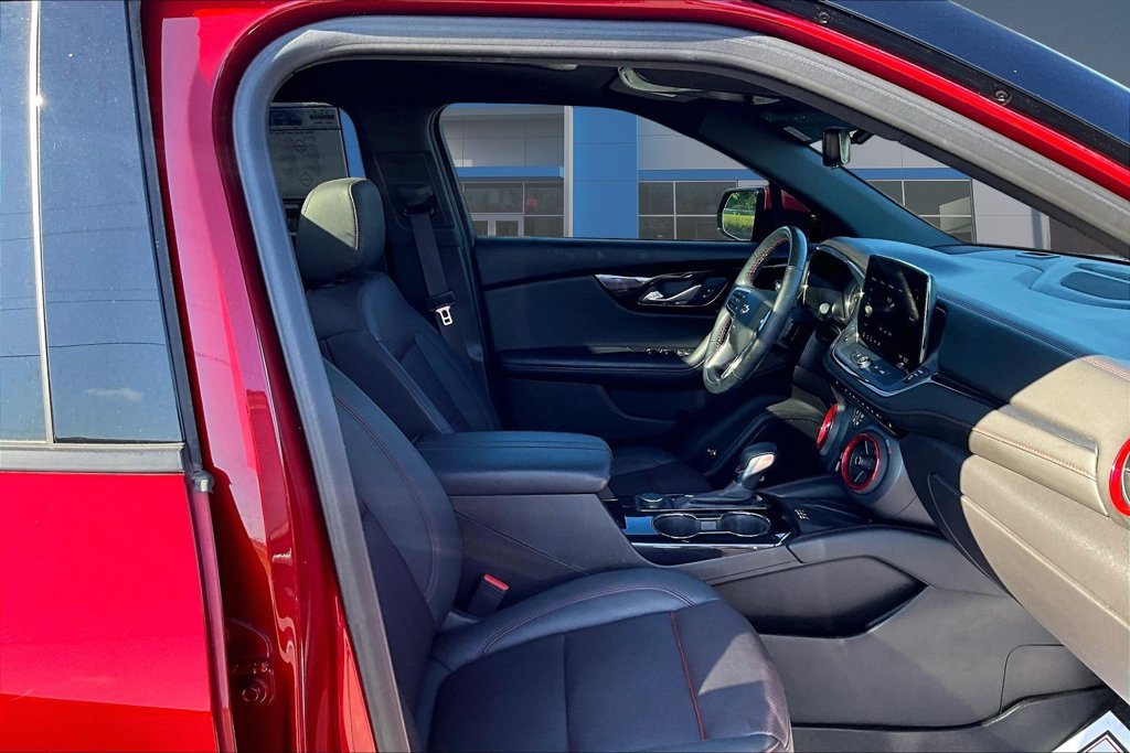 Used 2024 Chevrolet Blazer RS w/ Driver Confidence II Package FWD image 31