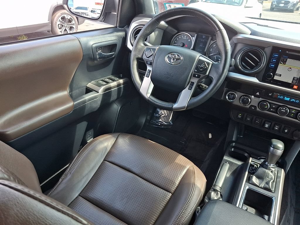 Used 2019 Toyota Tacoma Limited AWD/4WD image 15