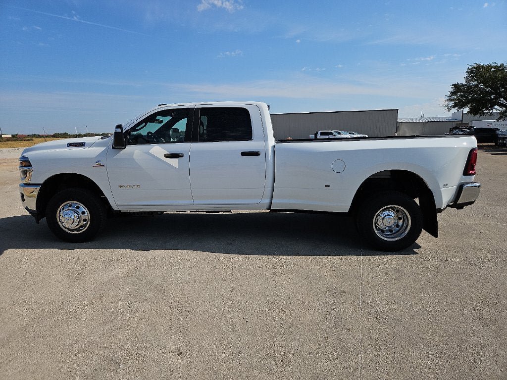 New 2027 RAM 3500 Lone Star AWD/4WD image 3
