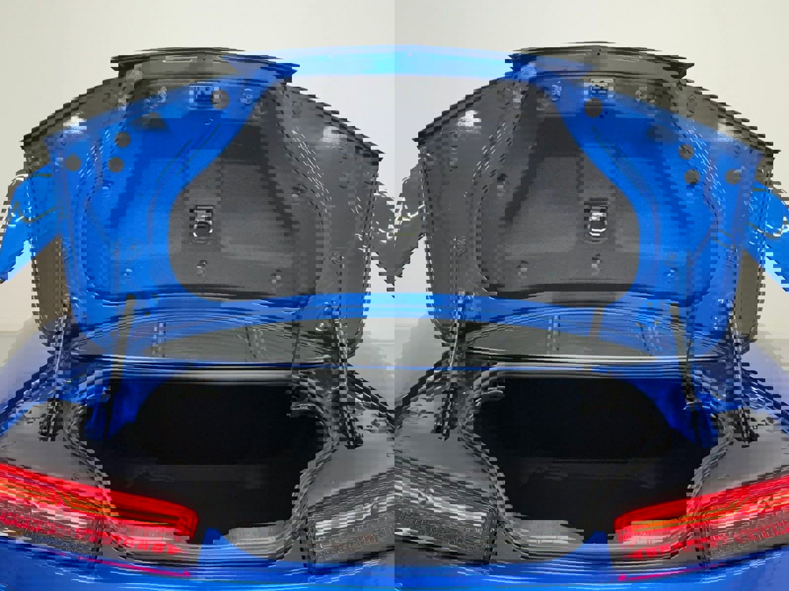 Used 2016 Chevrolet Camaro SS image 37