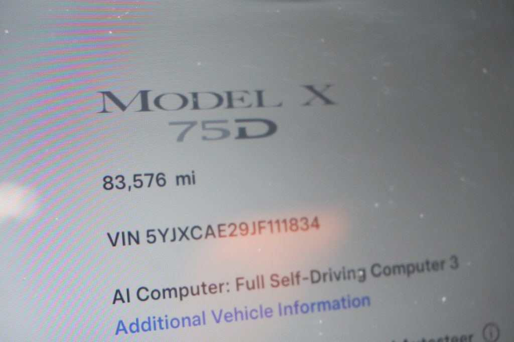 Used 2018 Tesla Model X 75D AWD/4WD image 8