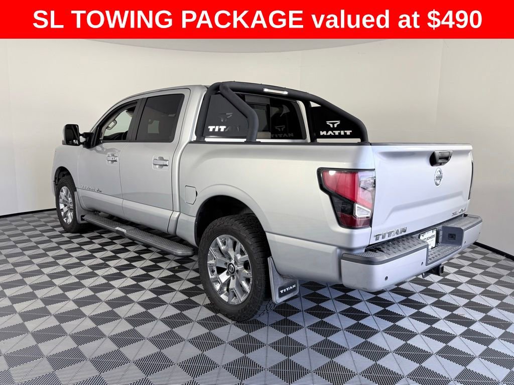 Used 2020 Nissan Titan SL w/ Moonroof Package image 5
