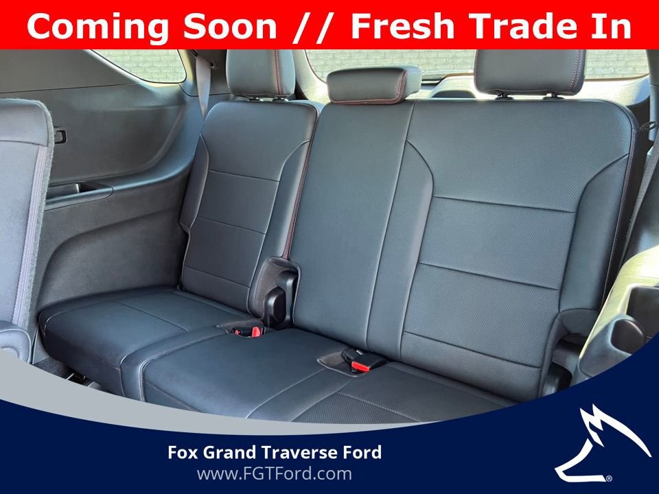 Used 2024 Chevrolet Traverse RS w/ LPO, Floor Liner Package AWD/4WD image 6